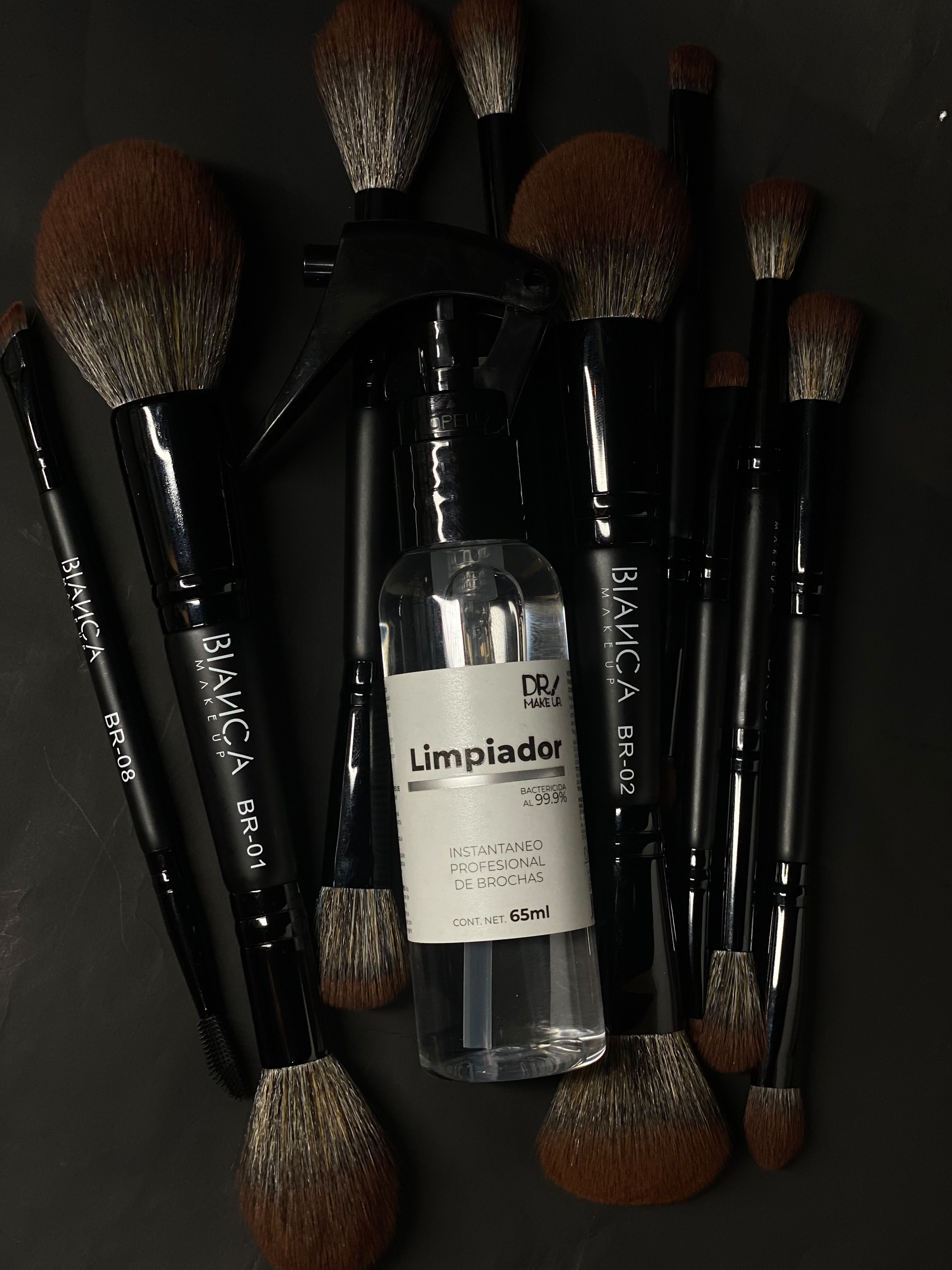 Kit Pro de Brochas Profesionales 18 Brochas en 9 pinceles PROMO ESPECIAL incluye limpiador gratis  DR Makeup y Body Brush