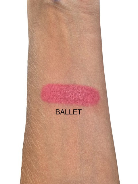 Blush (Rubor) Refil  mate en polvo de larga duración para un acabado natural y suave