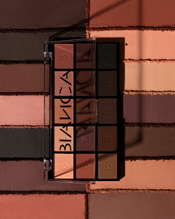 PALETA DE SOMBRAS MATE "NUDE" CLASICA