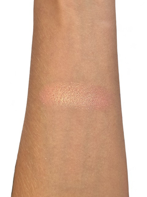 Blush luminoso  (Rubor) en polvo "ESSENCIAL"