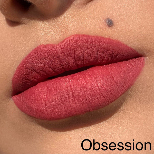 INDESTRUCTIBLE LIPSTICK Obsession ¡Tonos nude!